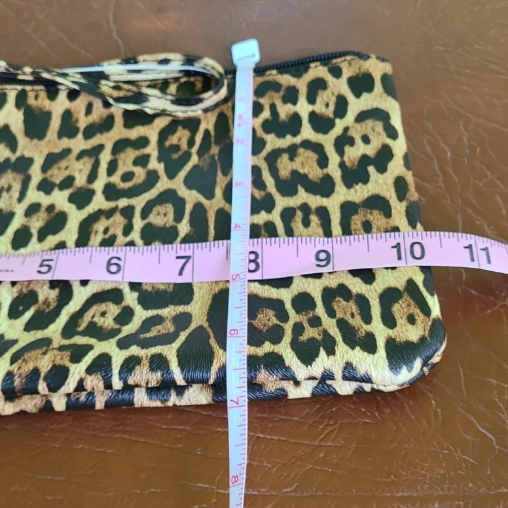 Leopard Print Clutch‎ with Wrist Strap